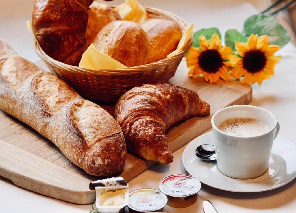 Evasion Entre Paris, Disneyland Et Bords De Marne Noisy-le-Grand Bilik gambar